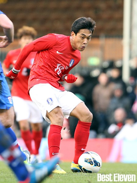 박주영, 받아줘 스루패스~