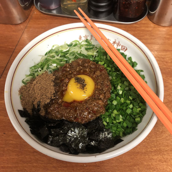 마제소바, 마라탕 인기… 자극적인 맛에 끌리는 이유