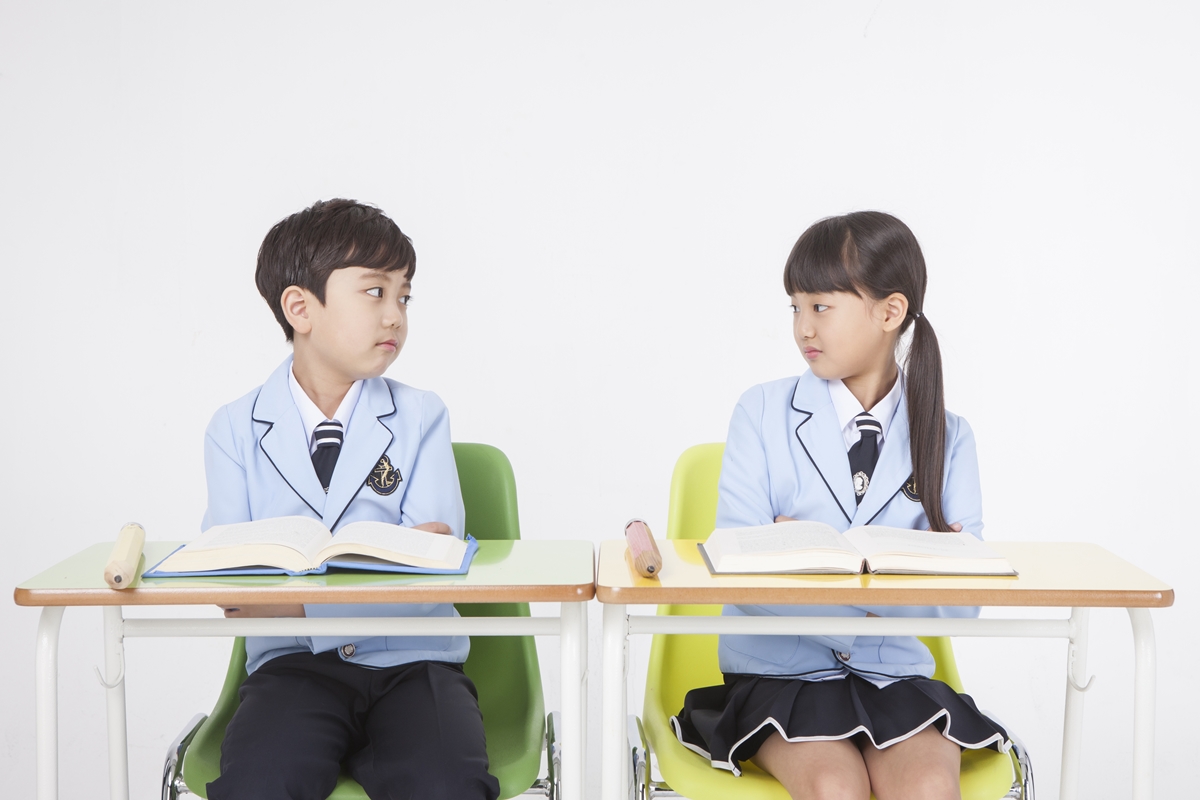 ‘이것’ 사용하는 우리 아이, 또래와 교우 관계 안 좋을 수도