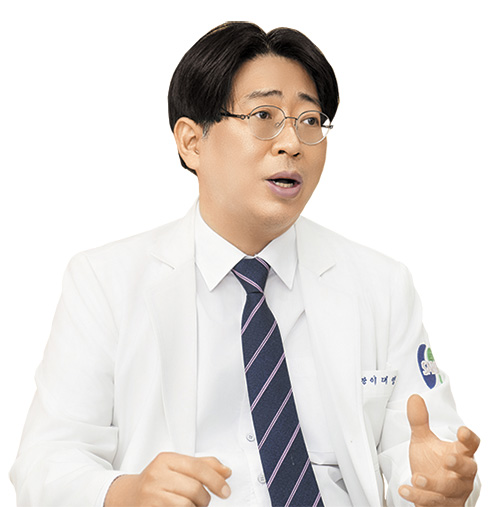 고령에 아픈 허리, 작은 뼈도 제거하지 않는 수술로 안전하게 치료한다