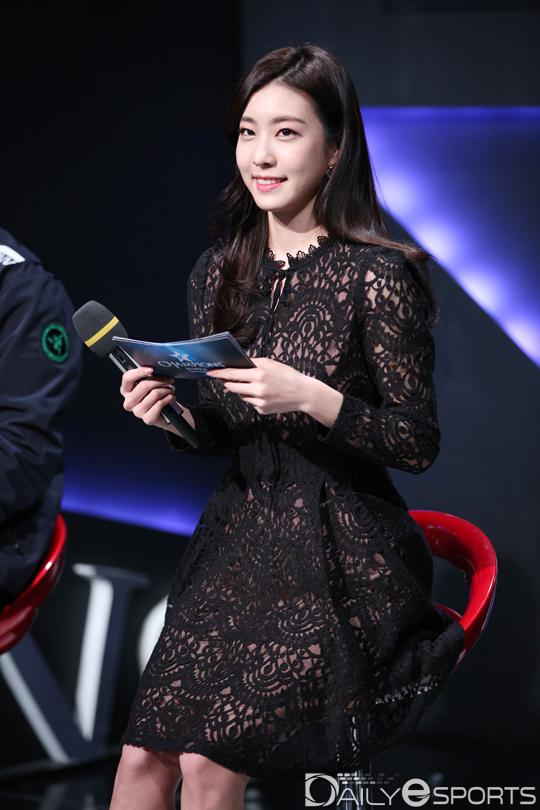 [포토] 단아한 미소의 롤챔스 조은정 아나운서