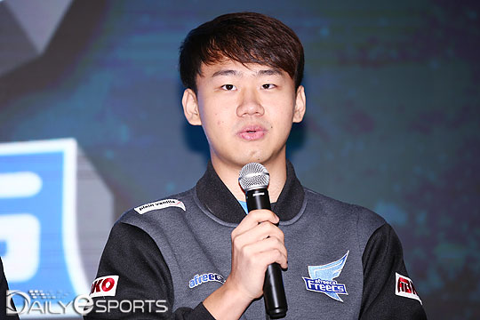 [롤챔스 결승 미디어데이] 아프리카 쿠로 이서행 도전자에 걸맞는 준비를 하겠다