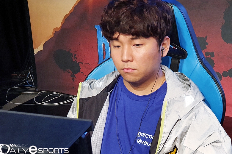 [GSL 슈퍼 토너먼트] 박령우, 전태양의 전진 병영 막고 낙승