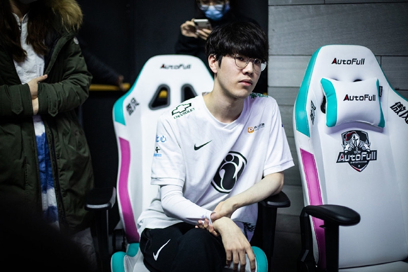[LPL 노트] 더샤이 강승록, RNG 전서 복귀전...샤오후와 맞대결