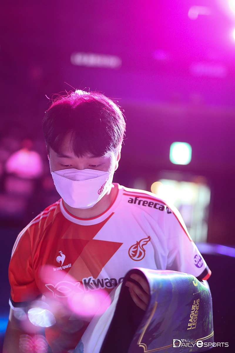 [포토] 엘림 최엘림, LCK 서머 2연승 도전