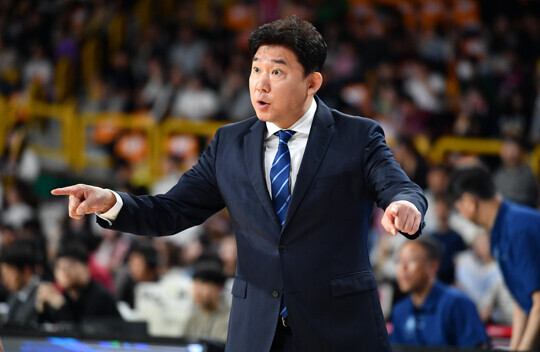 [경기 전] 팀이름을 바꾼 정관장-소노, 양보 없는 1라운드 맞대결