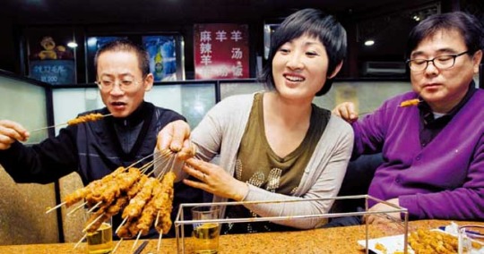 꼬치는 기본, 연변식 냉면,보신탕...동북 3성 ‘조선 음식 백화점’