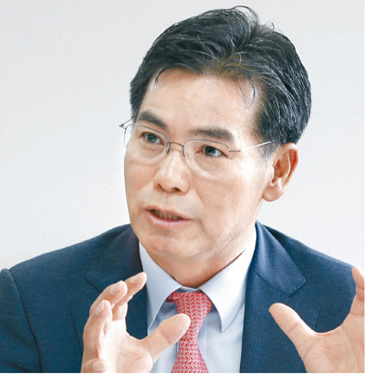 시니어 일자리 해외에도 만들 겁니다