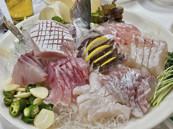 찹쌀로 빚는 한산소곡주, 그 감칠맛에 취하는 줄도 몰라