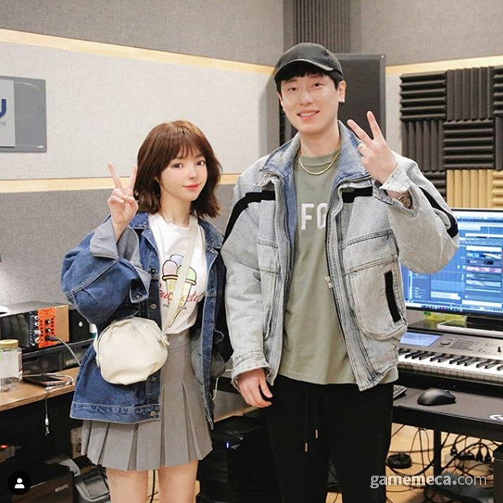 [사진] 포커스 온 유 한유아가 온·오프라인 정식 데뷔했다