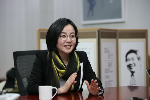 제윤경 의원, 사천·남해·하동 요양보호사 처우 개선을 위한 간담회 개최