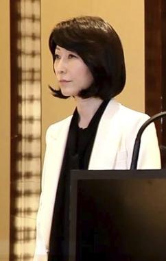 [롯데 형제간 법정혈투] 형제 싸움 全面에 등장한 롯데가 맏며느리 조은주