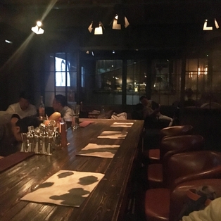[손기은의 바(Bar)람 불어 좋은 날] 역삼동의 변신 룸살롱 줄줄이 폐업 후 매력적인 바 천국으로
