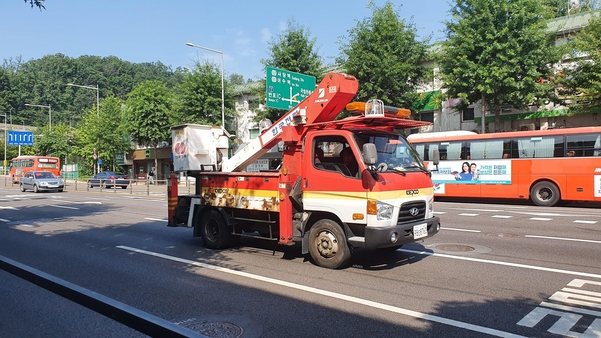 서초구 반포본동 일대 정전… 한 시간여 만에 전력 복구(종합)