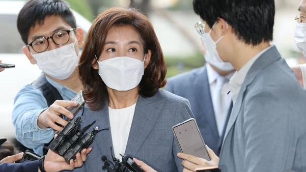 검찰, 나경원 딸 ‘입학 특혜 의혹’ 성신여대 교직원 조사
