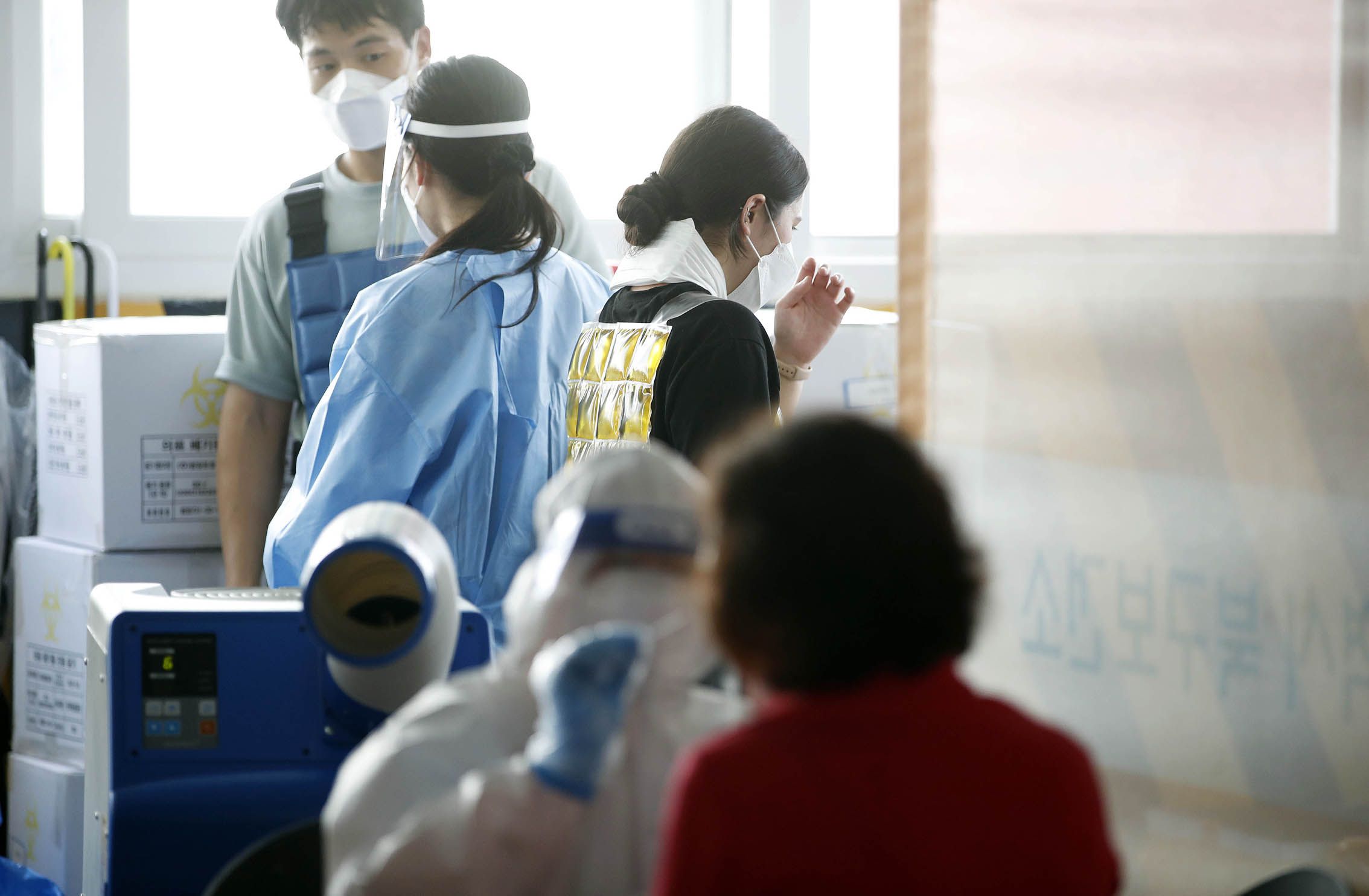 파주 식품·가전 업체서 34명 확진
