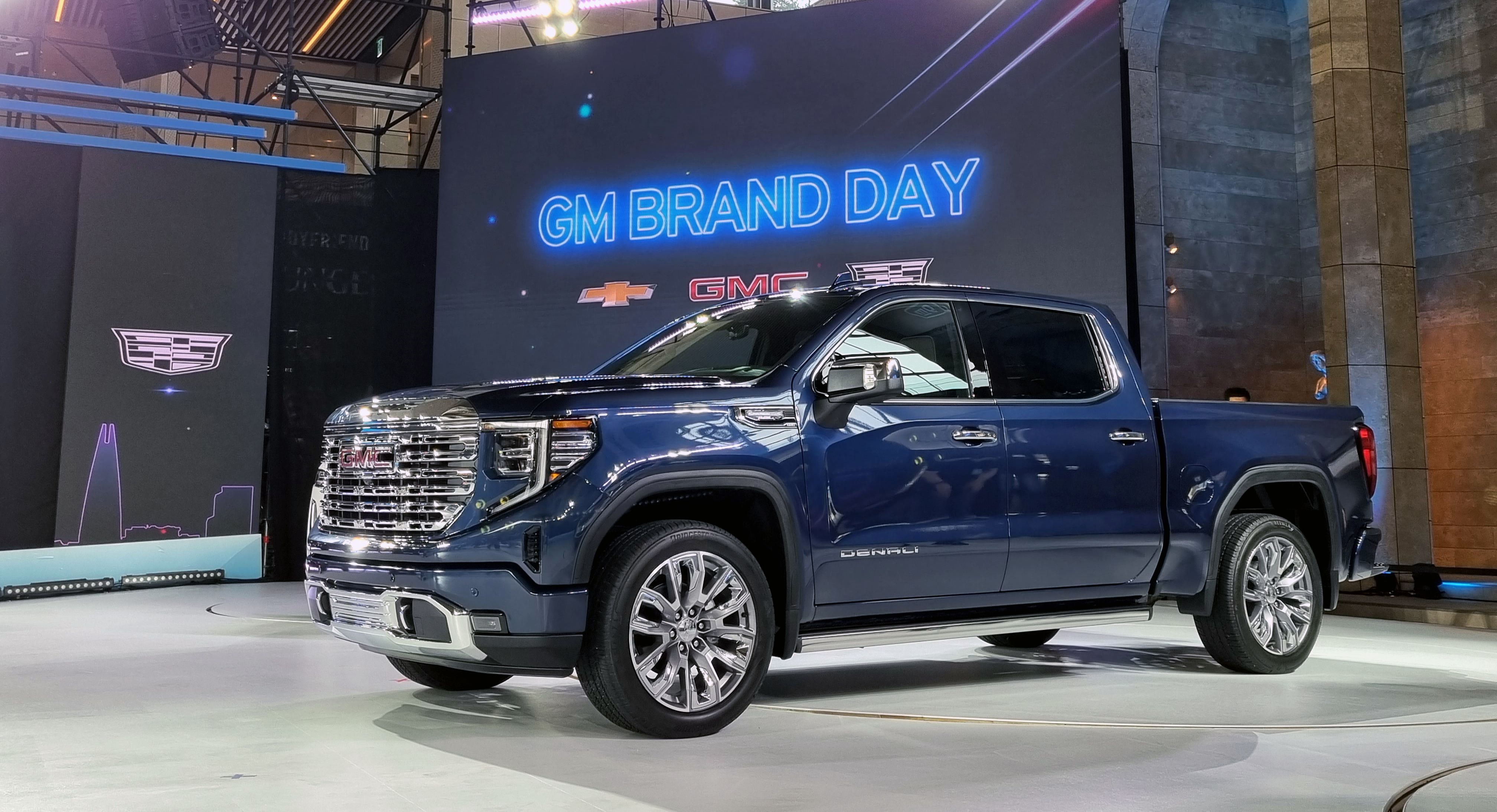 프리미엄 픽업트럭 GMC 국내 상륙… 첫 모델은 ‘시에라 드날리’