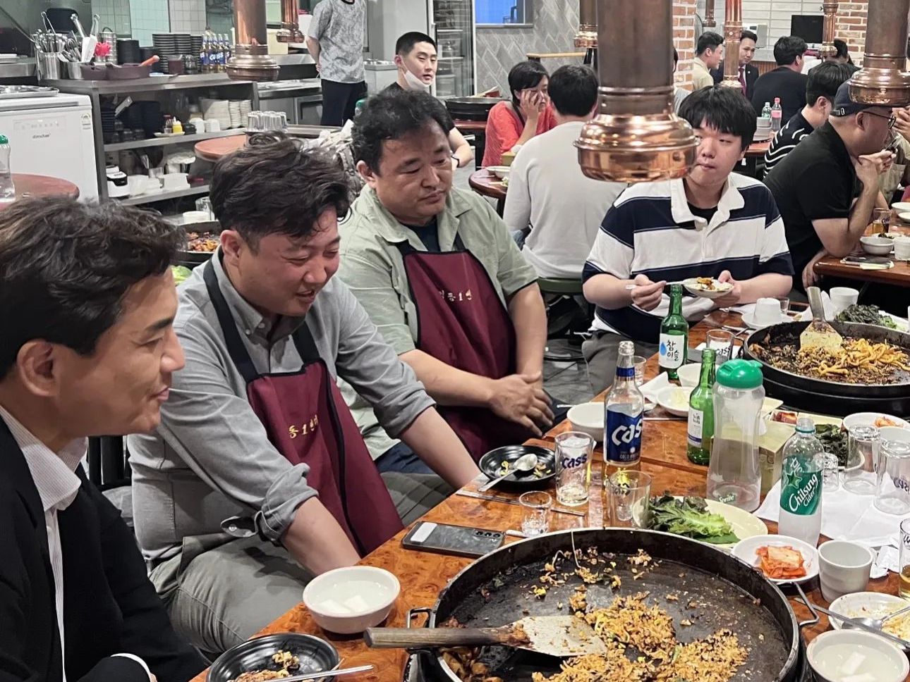 춘천 찾은 이준석 “강원을 준 수도권으로”…김진태, 홍삼 선물