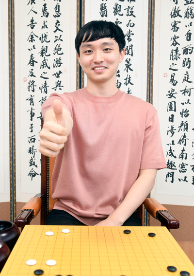 17세부터 25세까지… 새내기 프로기사 5명 탄생