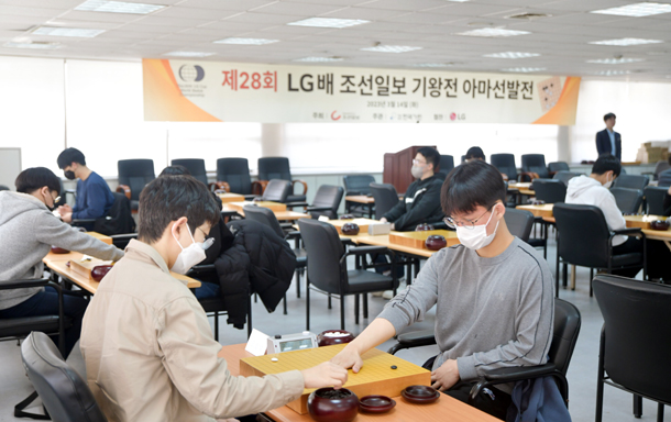 아마 강자 8명, 프로 무대에 도전장