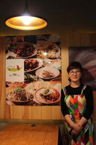 쫄깃쫄깃, 아삭아삭…족발과 월남쌈의 색다른 만남
