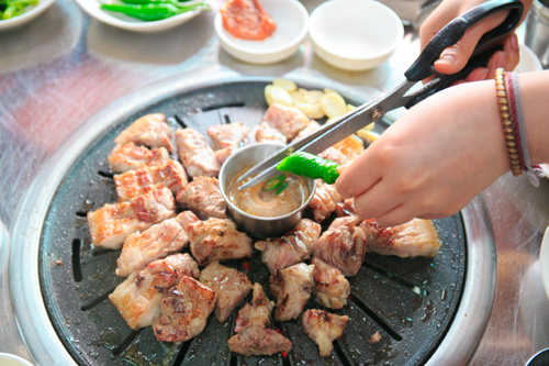여름 제주여행, 중문 흑돼지 맛 놓칠 수 없지