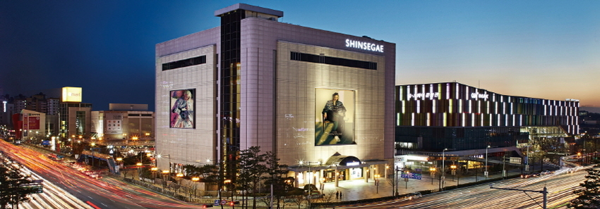 광주 서구 롯데백화점 폭탄물 협박…경찰, 신세계도 수색 중