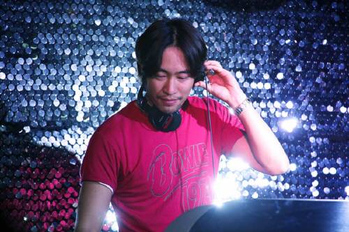 류승범, 클럽 DJ 경험 담은 ‘믹스 앨범’ 깜짝 발표