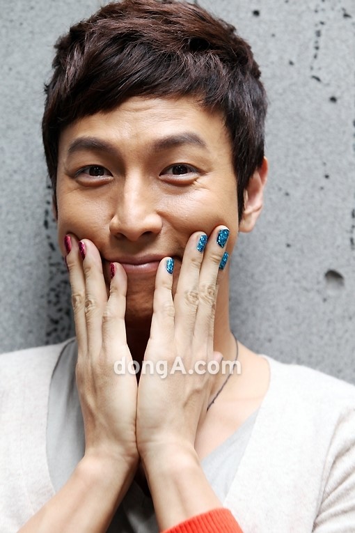[SD포토] ‘헤드윅’ 박건형, ‘작품 위해 네일아트했어요~’