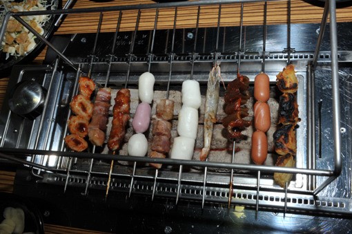 [핫플레이스 요즘 이 아이템이 뜬다] 풍미 그윽한 직화꼬치가 단돈 990원 “꾼탄으로 오세요”