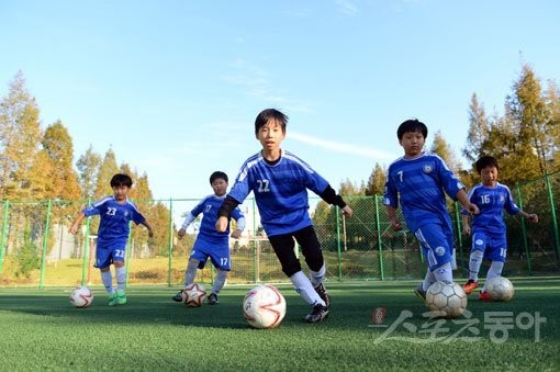 [건강쑥쑥! 가족사랑 듬뿍! 우리 클럽 최고] 저렴한 비용·양질의 교육…대전의 생활스포츠 붐 이끌다