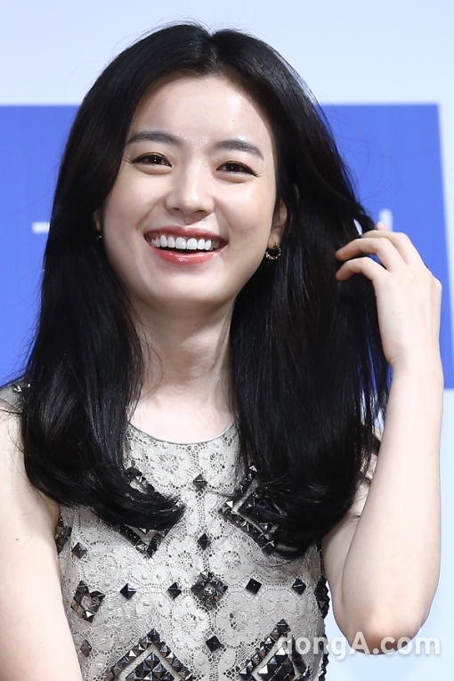 [동아포토]한효주 ‘정말 청순효주?’