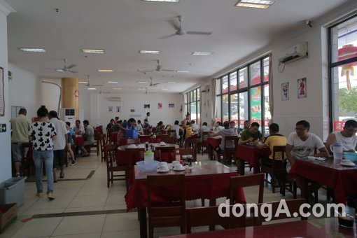 [去하이난⑥] ‘韓입맛에 딱~’ 동북 음식부터 ‘시원 달달’ 간식까지