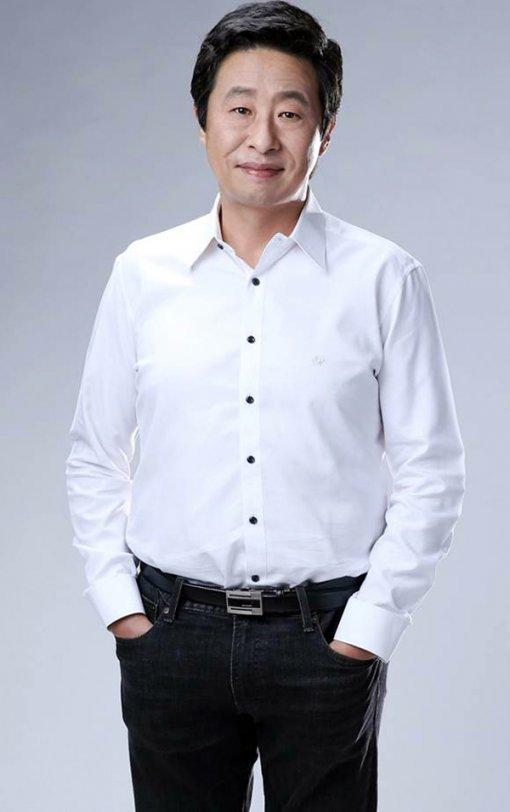 연기파배우 이대연, 제이알 엔터테인먼트에 새둥지