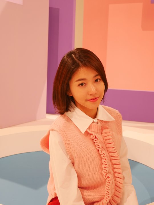 믹스, 새 멤버 희유 프로필 공개