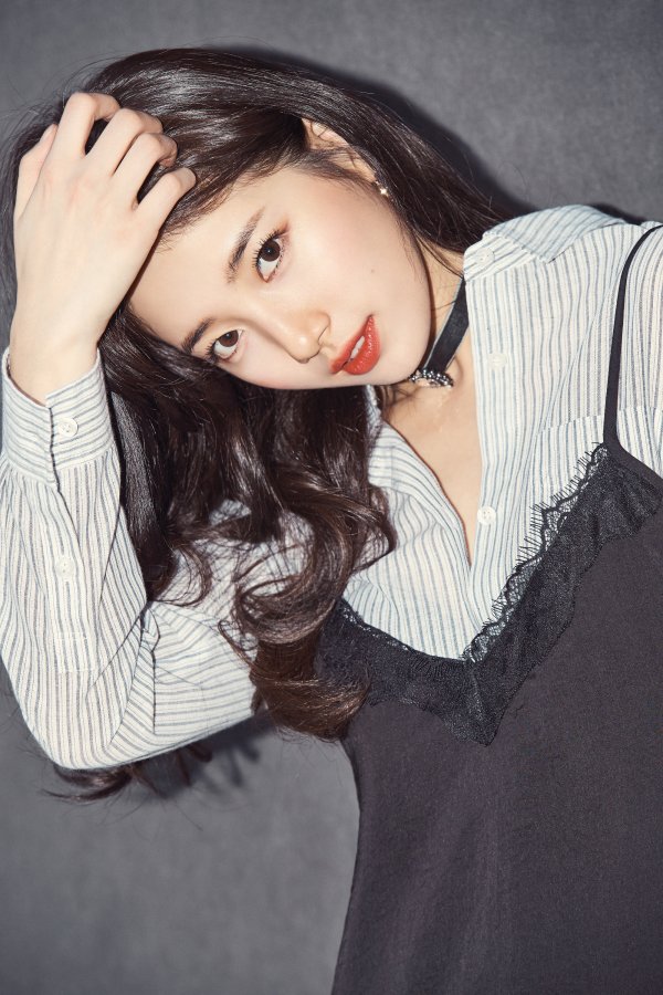 수지, 데님 패션의 완성도 얼굴 [화보]