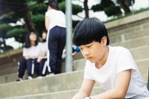 이효제 첫 단독 주연작 ‘홈’, 5월 개봉 확정