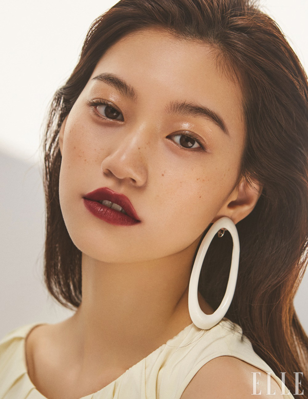 김도연 “뷰티팁? 콤플렉스 살짝 보완하는게 예쁜 얼굴” [화보]