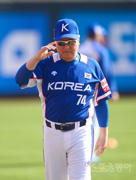 ‘베이징 키즈 산파’ 김경문, “또 다른 세대 탄생 책임감 느껴”