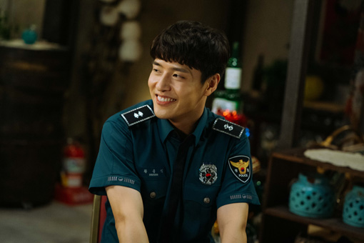 [‘동백꽃 필 무렵’ 흥행②] “매일 생일로 만들어주겠다”…‘촌므파탈’ 용식의 심쿵멘트