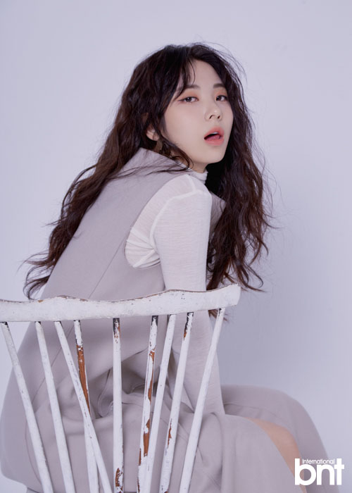 루리 “아이비아이 이수현에서 개명, 솔로 데뷔 부담 컸다” [화보]