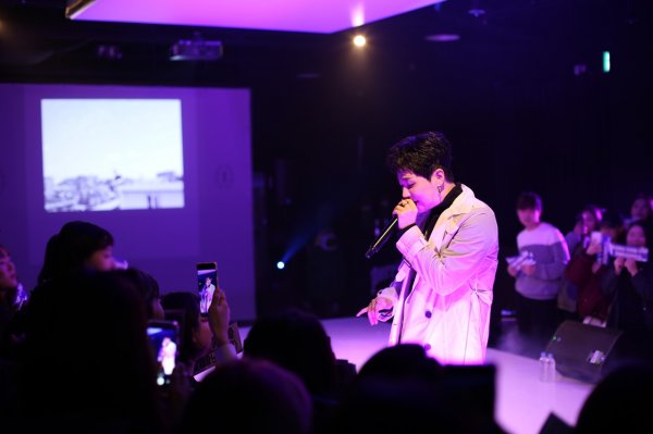 딘딘 “첫 단독 콘서트, 꿈꾼 듯 제일 행복한 날들” 소감