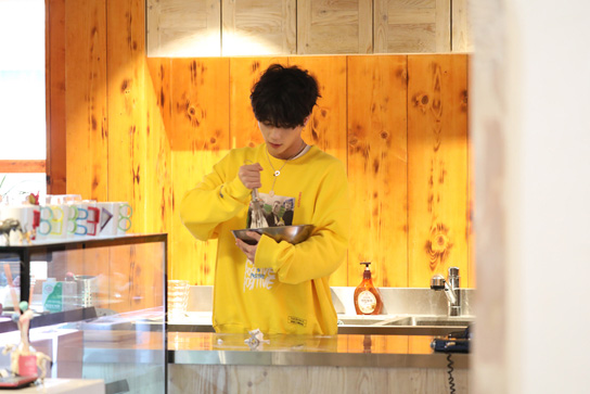 JxR 백진, 웹드라마 ‘Café 킬리만자로’ 캐스팅 확정 [공식]