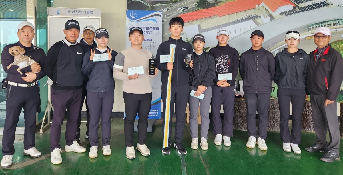 문준혁, 3년 만에 드림필드투어 정상 복귀…제자와 함께 출전해 우승 영광