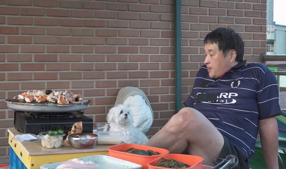 ‘이주승 절친’ 구성환 일상 공개…반려견 꽃분이와 한강 나들이 (나혼자산다)