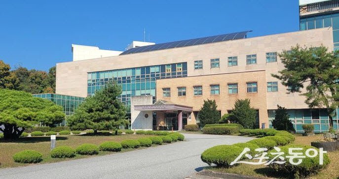 논란의 충주시립노인전문병원, 조례 개정 등으로 투명성 및 효율성 확보 필요성 제기