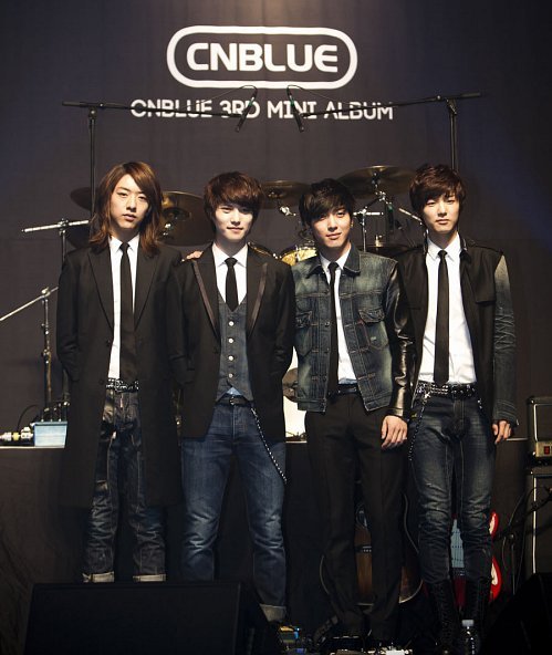 씨엔블루, 유나이티드 월드차트 13위 랭크