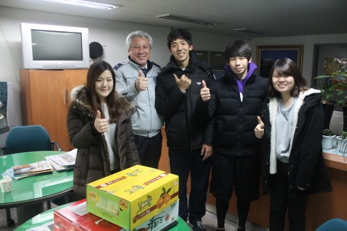  센테니얼 기독국제학교, 연말에 이웃과 함께 나눔 봉사