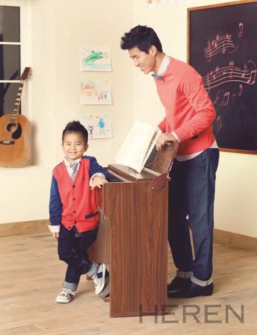 [SW포토] 션, 아들 하랑이와 포즈 ‘패밀리룩이란 이런 것’
