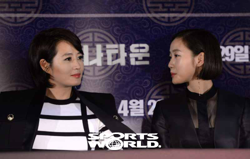 [SW포토]김고은,김혜수 선배님 질문 있어요